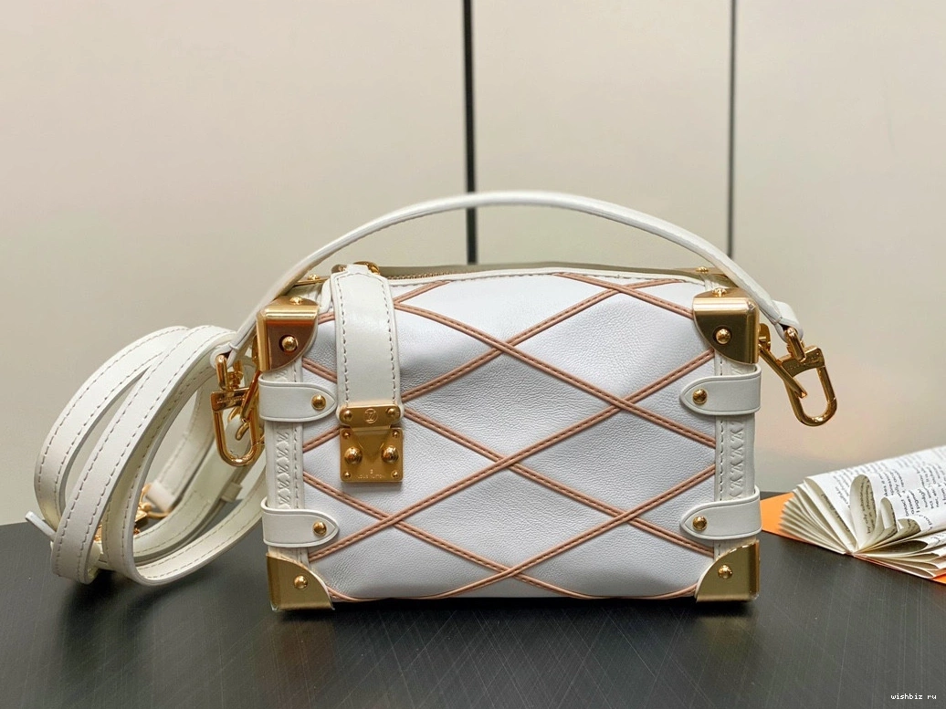 WIS PM-18*12.5*8CM Side Trunk VUITTON LOUIS 0822
